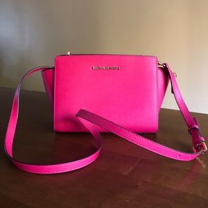 Michael Kors Selma Medium Saffiano Leather Crossbody Purse